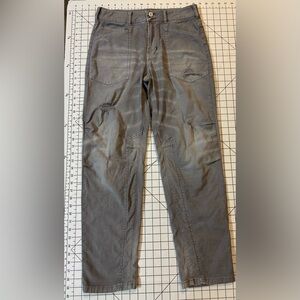 Pilcro Anthropologie Women’s Size 28 Gray The Wanderer Distressed Cargo Pants